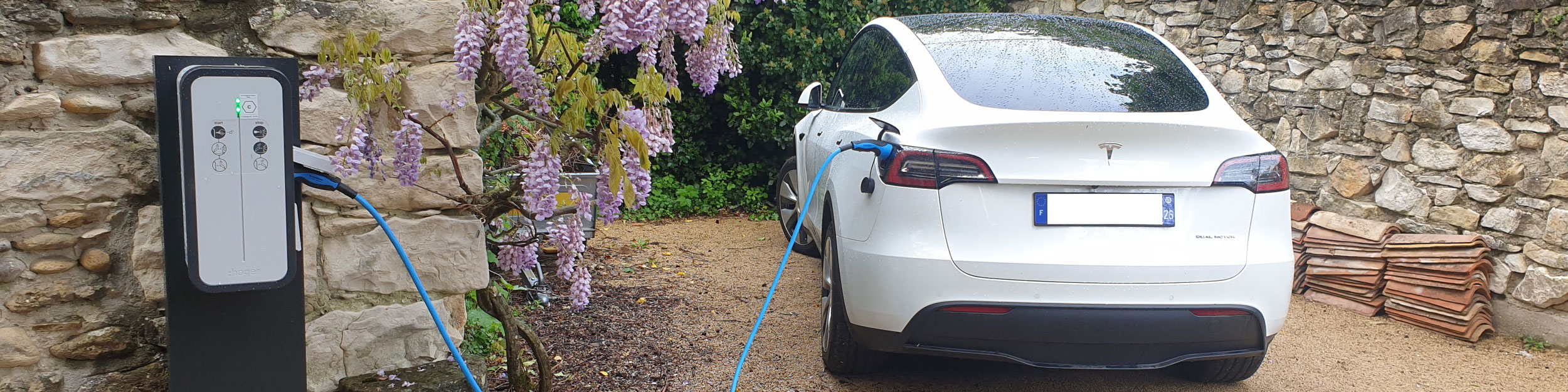 Installation de bornes de recharge<br />
de voiture électrique - Montelimar